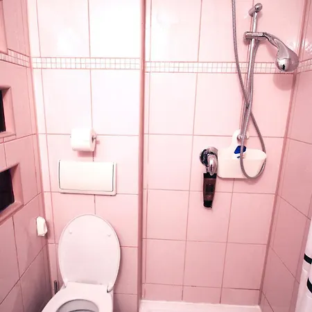 Happy Calea Victoriei