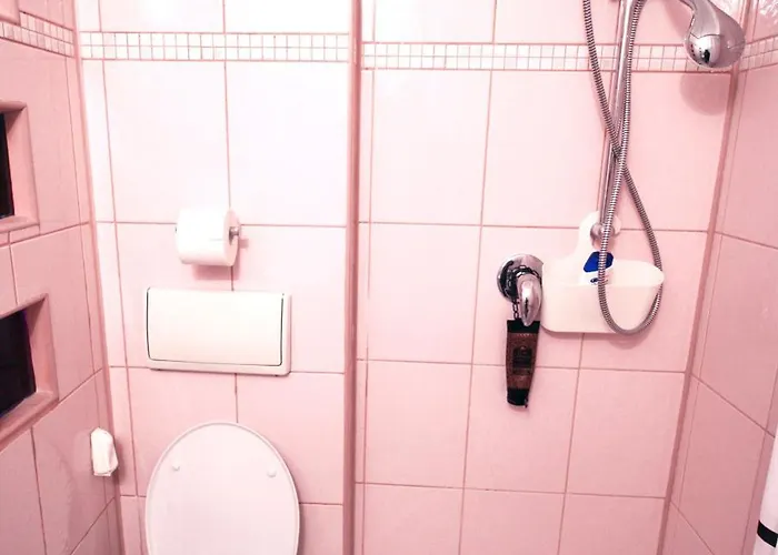 Happy Calea Victoriei